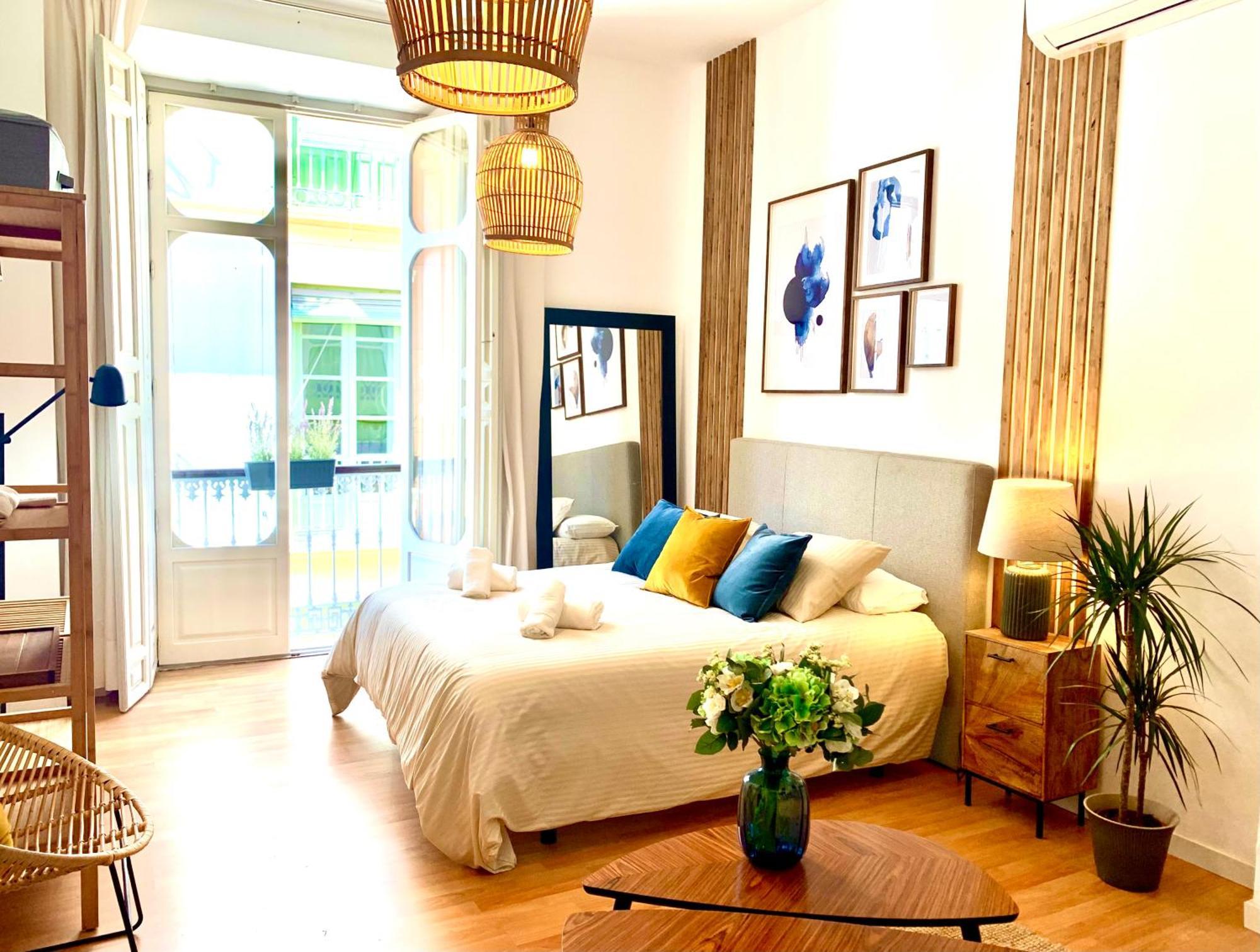 Calderon III Deluxe Central Sinesedesignhomes มาลากา ภายนอก รูปภาพ